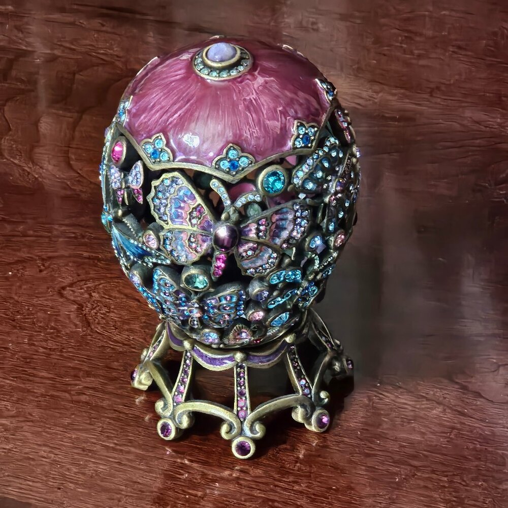 RARE JAY STRONGWATER AMARYLLIS BUTTERFLY ENAMEL CRYSTAL EGG OBJET FIGURINE STAND